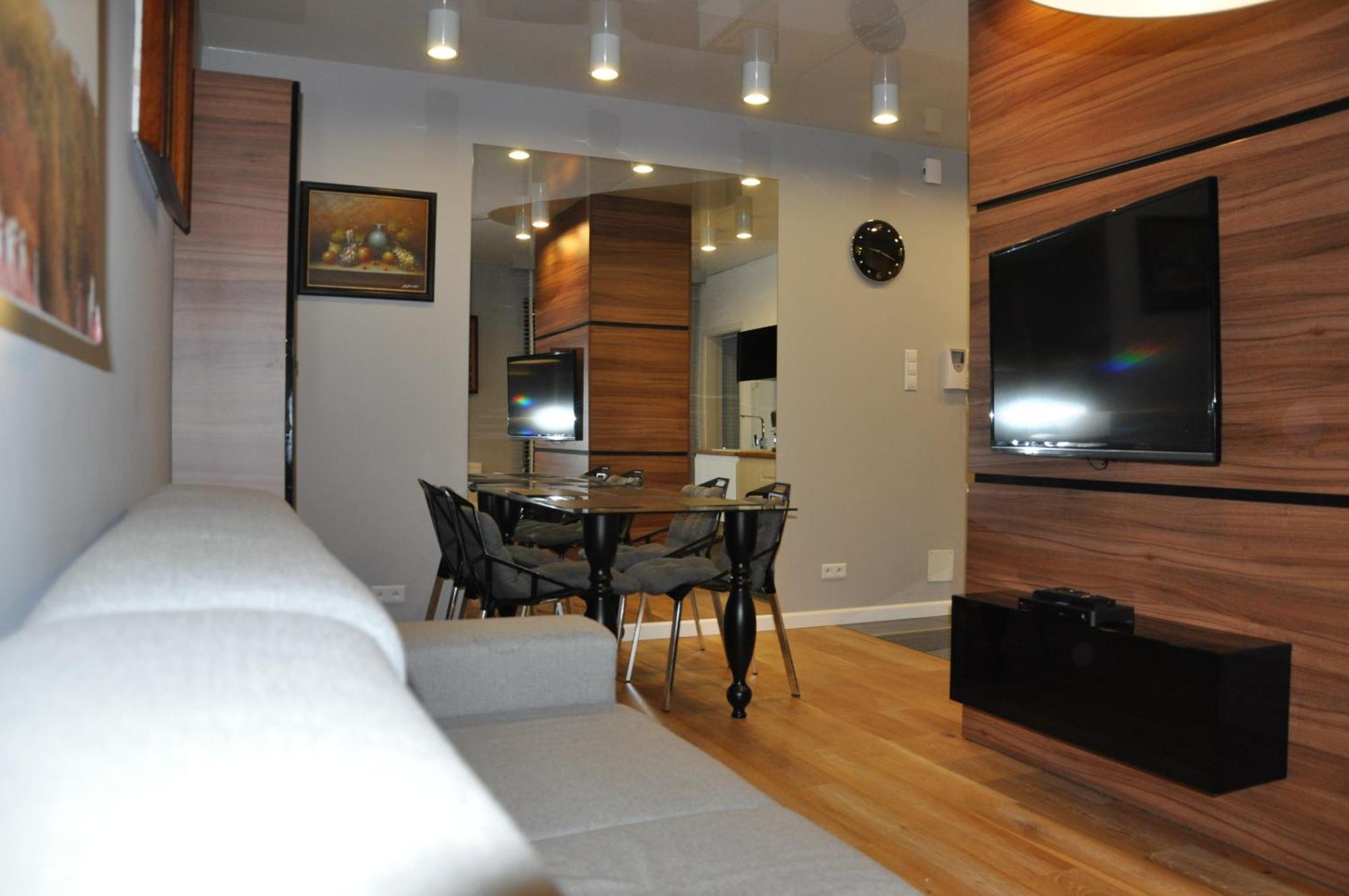 Apartament Centrum Solna Parking Free كيلتشي المظهر الخارجي الصورة