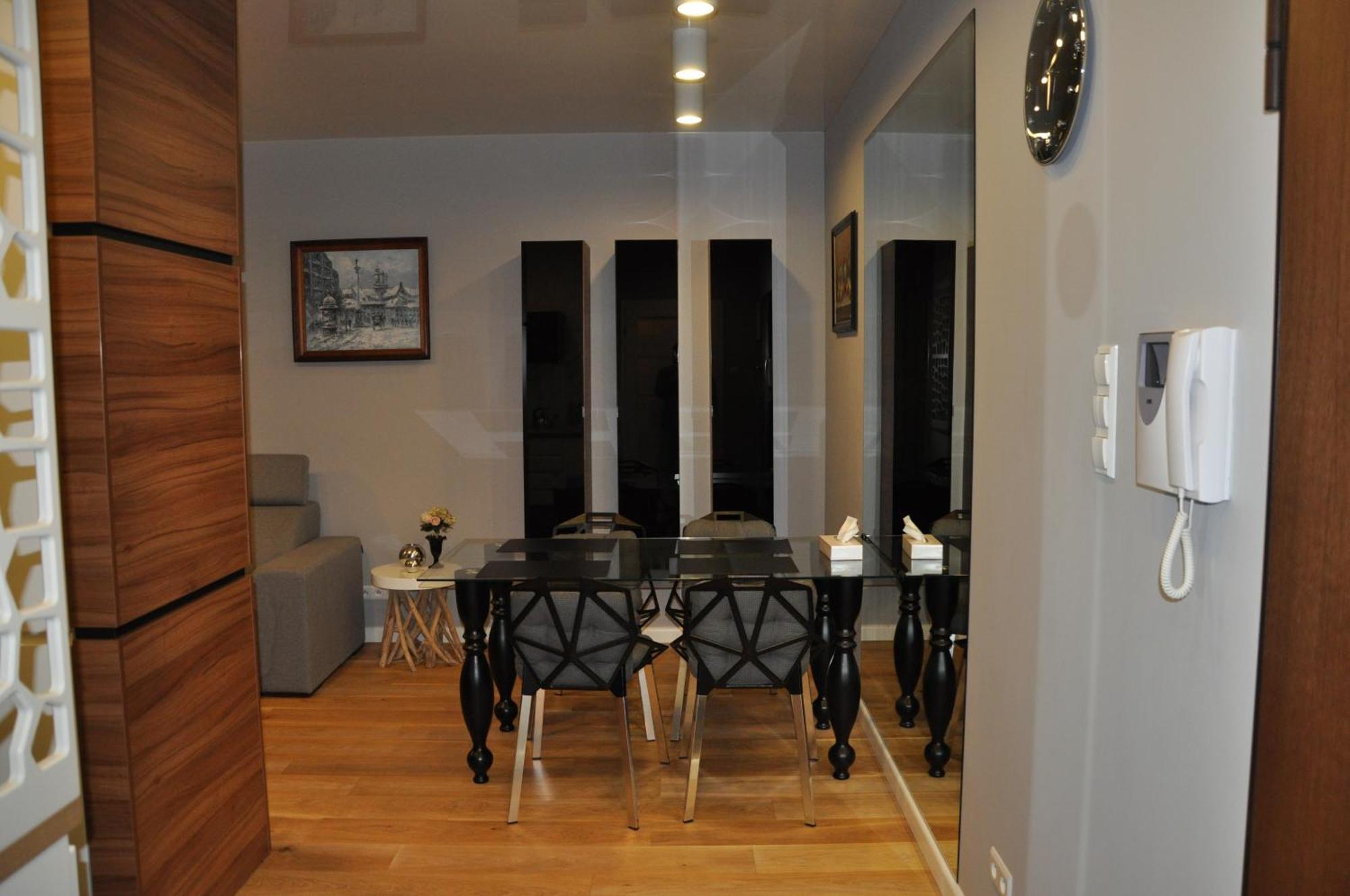 Apartament Centrum Solna Parking Free كيلتشي المظهر الخارجي الصورة