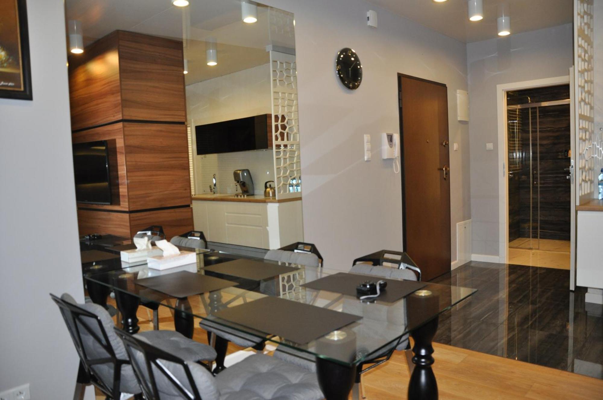 Apartament Centrum Solna Parking Free كيلتشي المظهر الخارجي الصورة